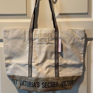 NWT Victoria’s Secret tote